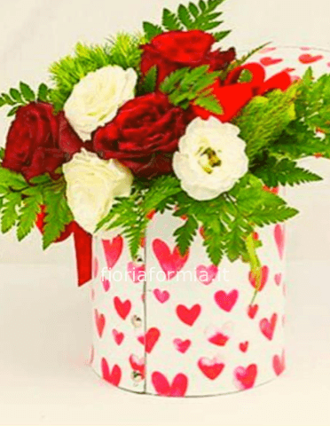 Flowerbox rose rosse e lisianthus
