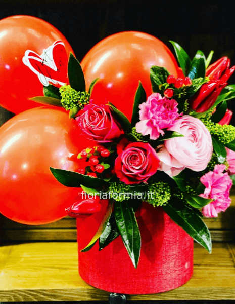 Bouquet fiori e palloncino
